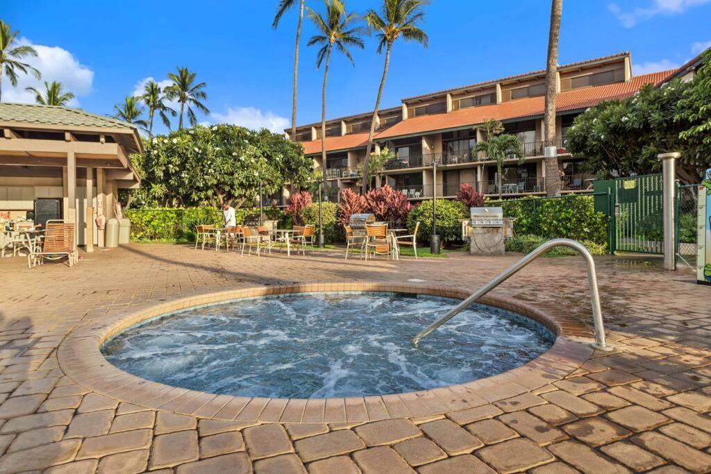 Magnificent Sunsets And Ocean Views At Luana Kai Lägenhet Kihei Exteriör bild